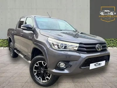 Used Toyota HiLux 150 HP (110 kW) 2016 Grey Pickup