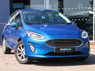 Used Ford Fiesta Zetec 84 HP (61 kW) 2019 Blue Hatchback