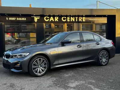 Begagnad BMW 330e M Sport 292 HK (214 kW) 2020 Grå Sedan