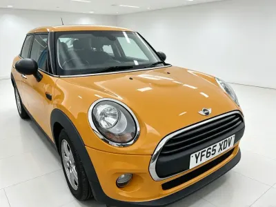 Used Mini ONE Hatch 102 HP (75 kW) 2015 Orange Hatchback