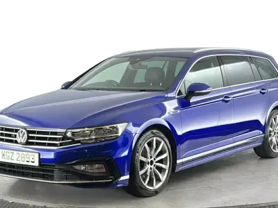 Used VW Passat R-line 150 HP (110 kW) 2022 Blue Estate