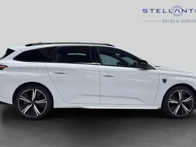 Used Peugeot 308 SW GT 134 HP (98 kW) 2025 White Estate