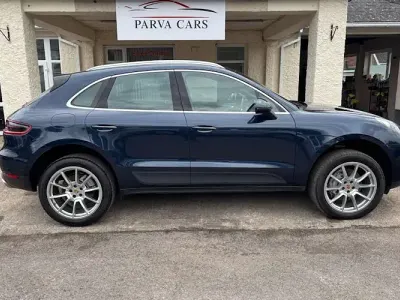 Used Porsche Macan 258 HP (189 kW) 2016 Blue SUV