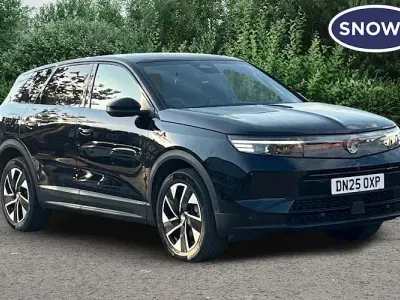 Used Vauxhall Grandland X Ultimate 136 HP (100 kW) 2025 Black SUV