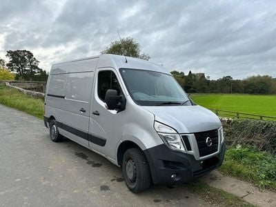 Nissan NV400