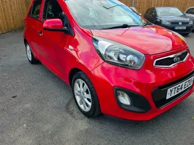 Used Kia Picanto 68 HP (50 kW) 2014 Red Hatchback