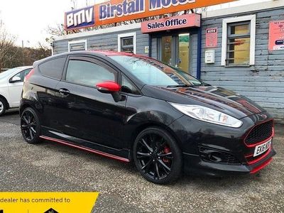 Used Ford Fiesta Zetec 140 HP (102 kW) 2016 Black Hatchback