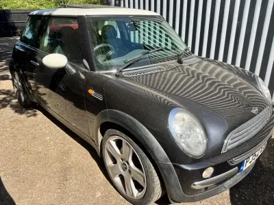 Used Mini Cooper Hatch 2002 Black Hatchback