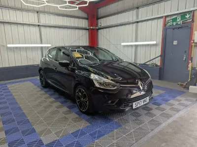 Used Renault Clio Dynamique 2017 Black Hatchback