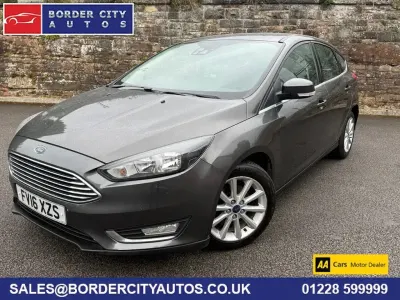 Used Ford Focus Titanium 120 HP (88 kW) 2016 Grey Hatchback