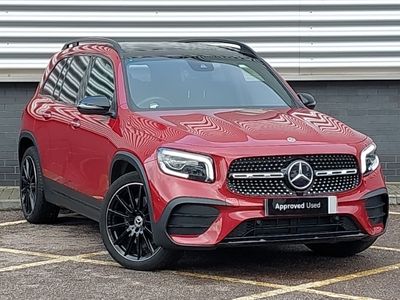 Mercedes GLB220