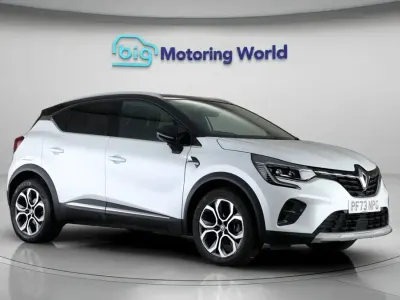 Używany Renault Captur Techno 160 KM (117 kW) 2023 Biały SUV