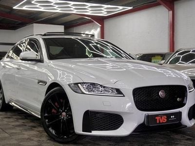 Used Jaguar XF S 300 HP (220 kW) 2018 White Sedan