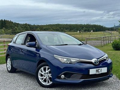 Toyota Auris Hybrid