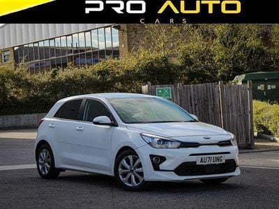 Used Kia Rio 118 HP (86 kW) 2021 White Hatchback