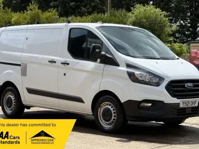 Used Ford Transit Custom S 105 HP (77 kW) 2021 White Van