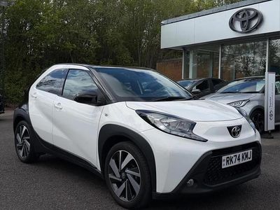 Używany Toyota Aygo X 72 KM (52 kW) 2024 Biały SUV