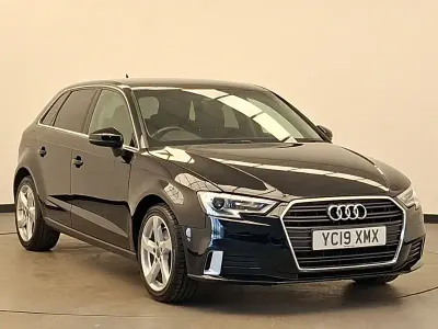 Begagnad Audi A3 Sport 116 HK (85 kW) 2019 Svart Sedan