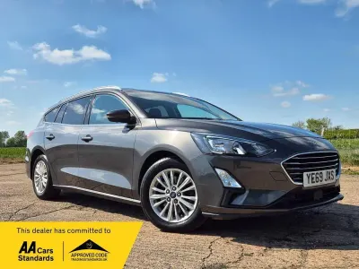Used Ford Focus Titanium 125 HP (91 kW) 2019 Grey Estate