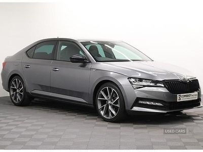 Gebraucht Skoda Superb SportlinePlus 150 PS (110 kW) 2024 Grau Kleinwagen