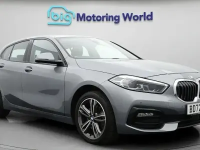 Used BMW 118 Sport Line 136 HP (100 kW) 2023 Grey Hatchback