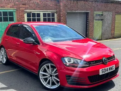 Used VW Golf VII GTI 220 HP (161 kW) 2014 Red Hatchback