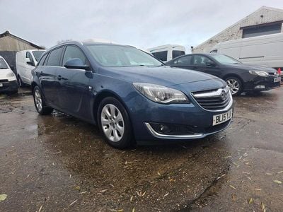 Blue Used 2015 Vauxhall Insignia SRi Estate | £2,195 (Super price)