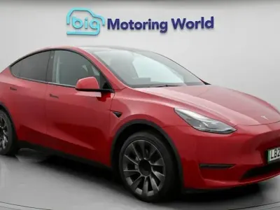 Used Tesla Model Y Long Range AWD 378 kW (514 HP) 2022 Red SUV