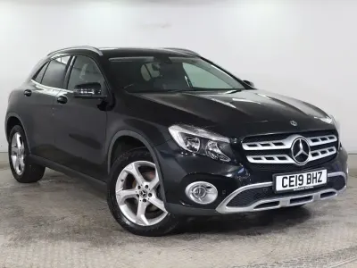 Used Mercedes GLA200 Executive 156 HP (114 kW) 2019 Black SUV