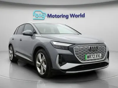 Begagnad Audi Q4 e-tron S-Line 125 kW (170 HK) 2023 SUV