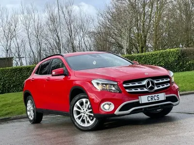 Usado Mercedes GLA200 Executive 156 HP (114 kW) 2018 Vermelho SUV