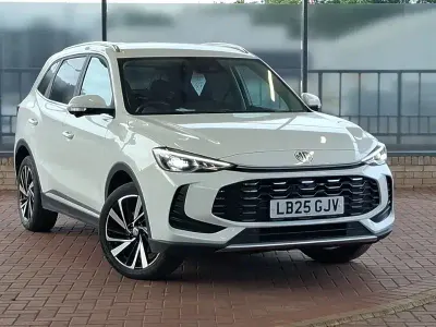 Used MG ZS Trophy 196 HP (144 kW) 2025 White SUV