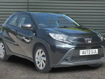 Used Toyota Aygo X PURE 72 HP (52 kW) 2025 SUV