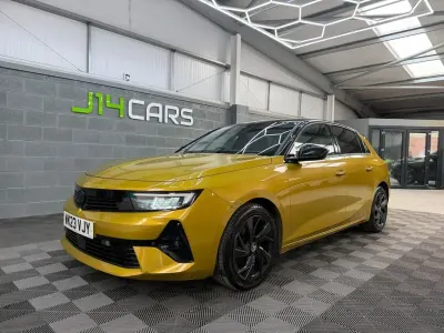 Used Vauxhall Astra S 130 HP (95 kW) 2023 Yellow Hatchback