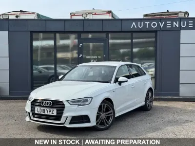 Used Audi A3 Sportback S-Line 150 HP (110 kW) 2018 White Hatchback