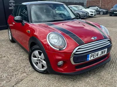 Usado Mini Cooper Hatch 2014 Vermelho Citadino