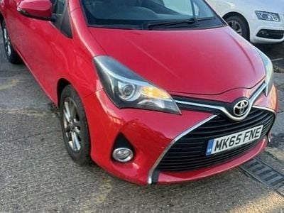 Red Used 2015 Toyota Yaris Hatchback | £3,795 (Fair price)
