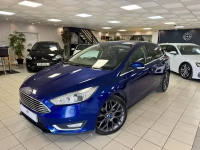 Begagnad Ford Focus Titanium X 120 HK (88 kW) 2015 Blå Halvkombi