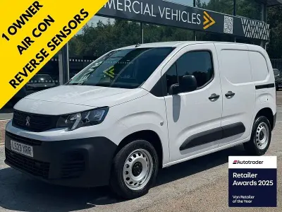 Used Peugeot Partner Premium 100 HP (73 kW) 2023 White MPV