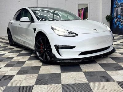 White Used 2020 Tesla Model 3 Performance Sedan | £17,495 (Expensive)