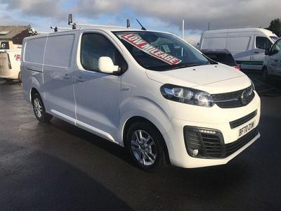 White Used 2020 Vauxhall Vivaro Sportive MPV | £10,990 (Fair price)