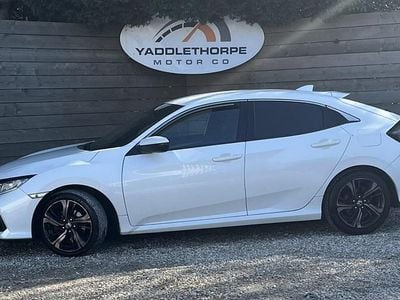 Used Honda Civic SR 120 HP (88 kW) 2019 White Hatchback