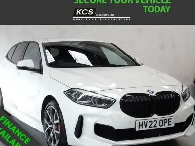 Begagnad BMW 128 Comfort Edition 265 HK (194 kW) 2022 Vit Halvkombi