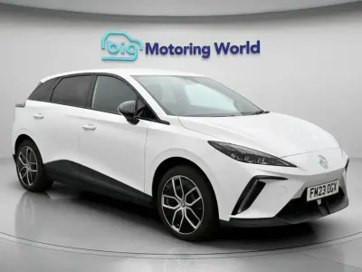 Used MG MG4 EV Trophy 319 kW (435 HP) 2023 White Hatchback