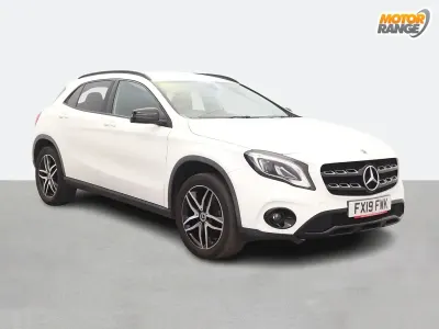 Used Mercedes GLA180 Urban 122 HP (89 kW) 2019 White SUV