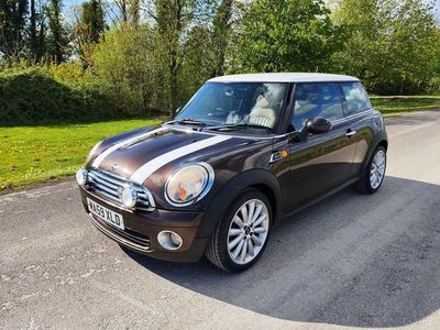 Begagnad Mini Cooper Hatch 2009 Brun Halvkombi