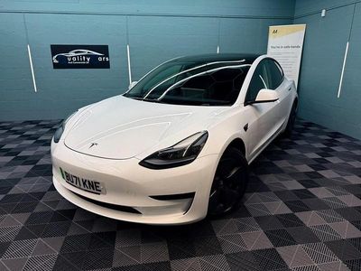 Used Tesla Model 3 Standard Range 366 kW (498 HP) 2021 White Sedan