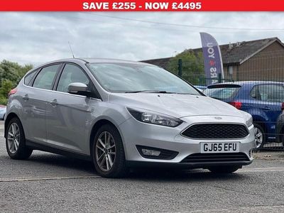Used Ford Focus Zetec 120 HP (88 kW) 2015 Silver Hatchback