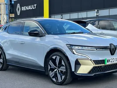 Used Renault Megane E-Tech 159 kW (217 HP) 2023 Grey  Hatchback