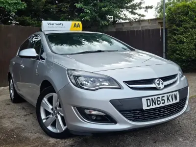 Used Vauxhall Astra SRi 2015 Silver Hatchback